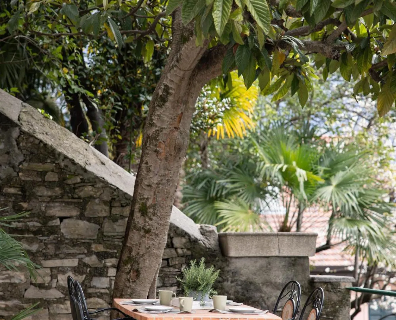 Apartment Villa Eugenia Suite - By Myhomeincomo Carate Urio Italien