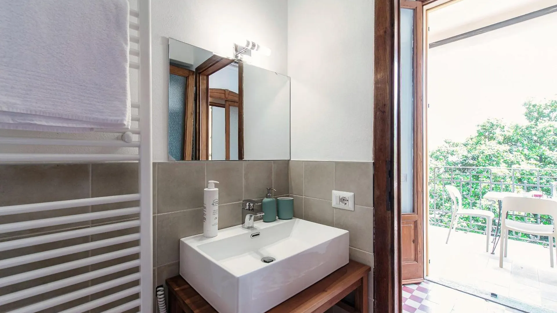 Villa Eugenia Suite - By Myhomeincomo Carate Urio Apartment