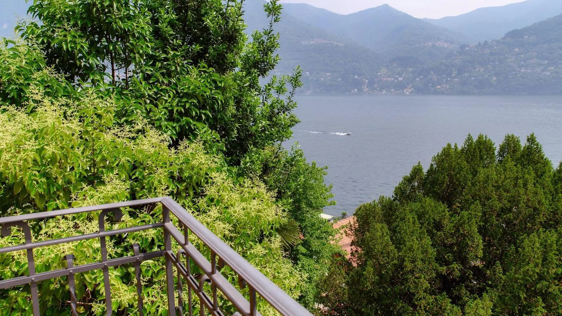 Villa Eugenia Suite - By Myhomeincomo Carate Urio 0*,  Italien