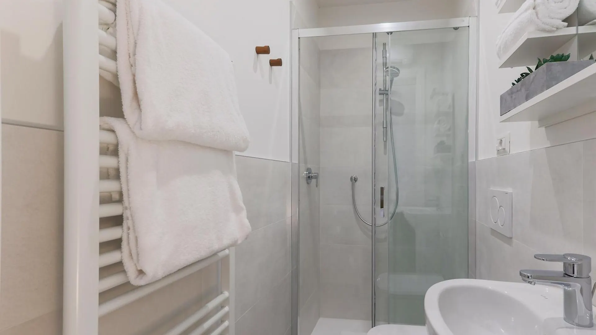 דירה Carate Urio Villa Eugenia Suite - By Myhomeincomo
